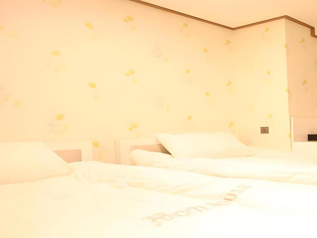 Hotel Myeongdong Mom House Seúl Exterior foto